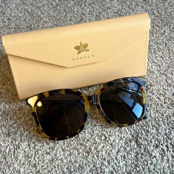 Mohala Eyewear | Keana 54mm Low Bridge Polarized Sunglasses - Picture 5 of 16